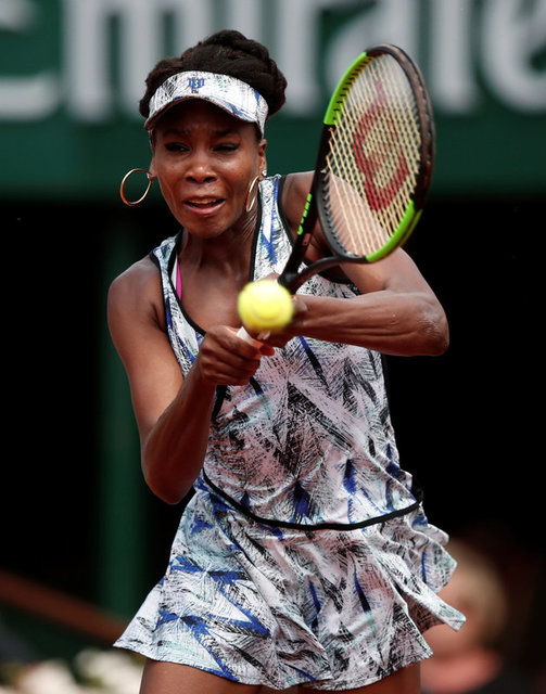 Berbadan Dua, Serena Cuma Nonton Venus Williams Tampil di Roland Garros