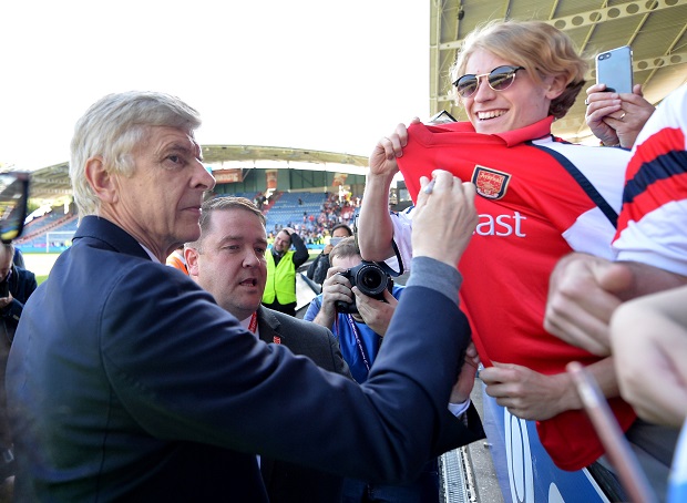 Petualangan Karier Wenger Ditutup dengan Senyuman