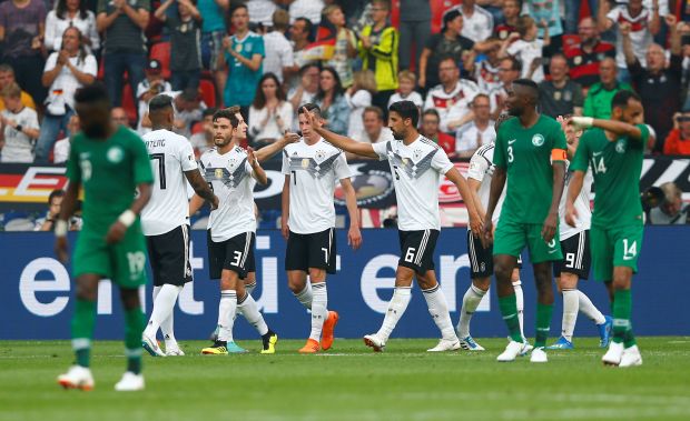 Joachim Loew: Jeman Beruntung Menang