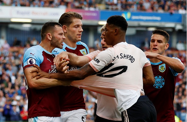 10 Pemain United Bikin Burnley Gagal Keluar dari Zona Degradasi