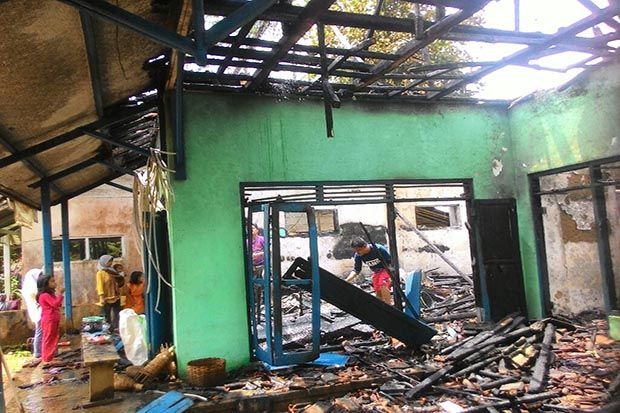 Rumah Warung Penjual Bensin Terbakar, Pemilik Jadi Korban