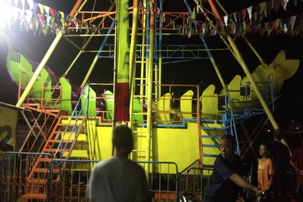 Satu Remaja Tewas Terjatuh dari Kora-kora Pasar Malam Pekalongan, Tiga Luka-Luka