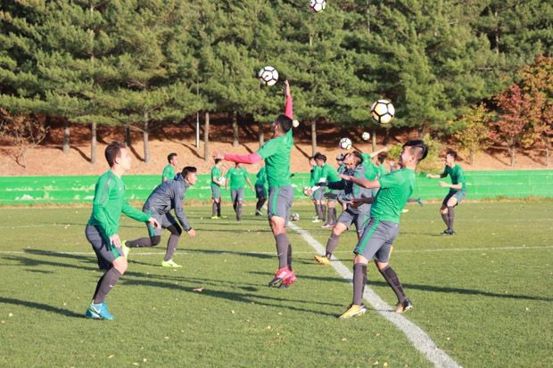 Cuaca Dingin Sambut Kedatangan Timnas Indonesia U-19 di Korea Selatan