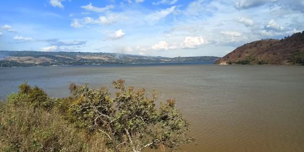 Air Danau Toba Berubah Menjadi Coklat dan Keruh Ini Penjelasannya