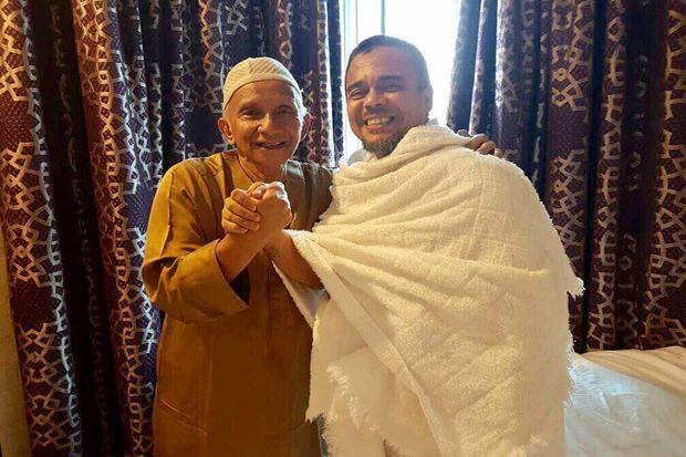 Ini Pembicaraan Habib Rizieq dan Amien Rais di Makkah