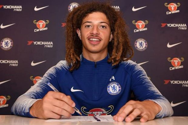 Remaja Penuh Sensasi Dikontrak Chelsea Lima Tahun