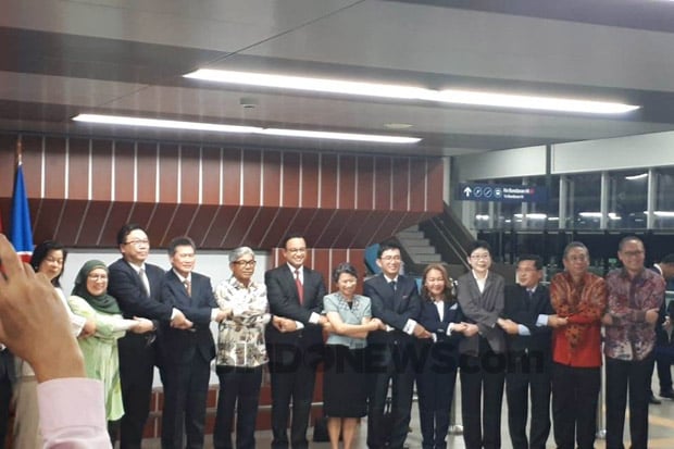 Didampingi Wamenlu, Anies Resmikan Stasiun MRT ASEAN