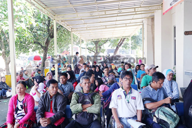 Membludak, Pemkot Bogor Alihkan Pendaftar Cetak E-KTP ke Kecamatan