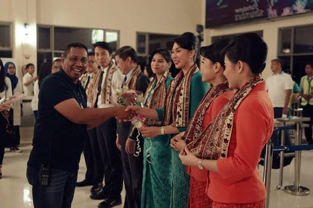Cara Bandara Sam Ratulangi Lepas Penumpang Terakhir 2017