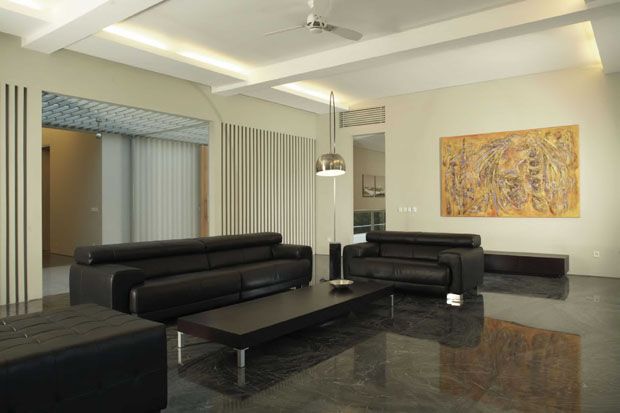 10 Desain Interior Serba Hitam yang Keren dan Mewah