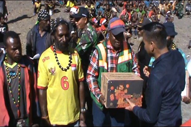 Pulihkan Trauma Warga Arwanop Papua, TNI-Polri Gelar Baksos