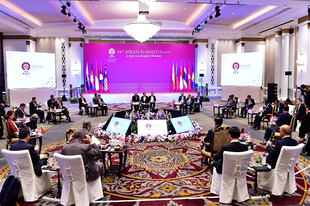 Presiden Jokowi Hadiri Pembukaan KTT Ke-34 ASEAN di Bangkok
