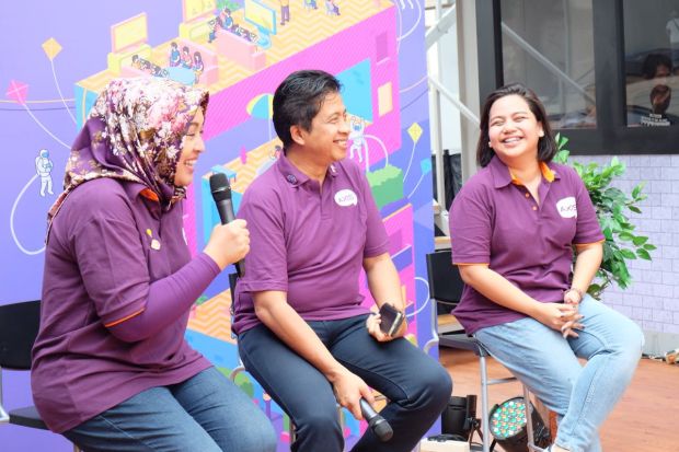 Kembangkan Potensi Anak Muda, AXIS Pop-Up Station Hadir di 9 Kota
