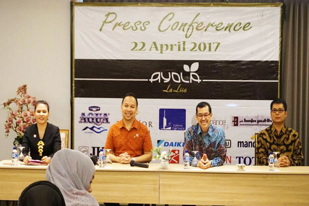 On Earth Day, Ayola La Lisa Comes in Surabaya