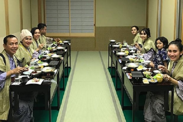 Yuk, Intip Keseruan Liburan Ayu Ting Ting di Jepang