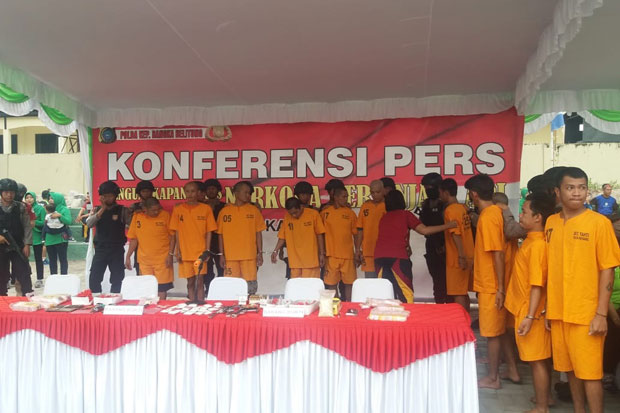 Polisi Ungkap Kasus Narkoba Terbesar dan Senpi Ilegal di Babel