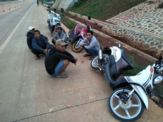 Gerebek Area Balap Liar, Polisi Amankan Puluhan Sepeda Motor