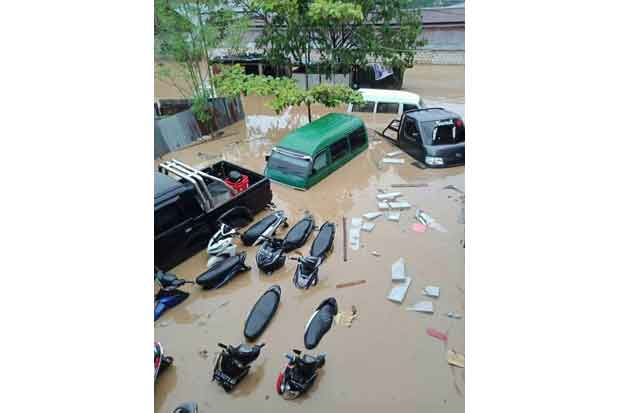 Hujan Deras, 1.300 KK Warga Jayapura Terdampak Banjir dan Longsor