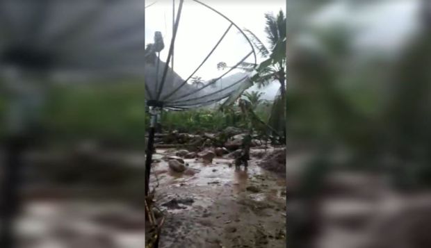 Banjir Bandang Terjang 3 Kecamatan di Kabupaten Lima Puluh Kota