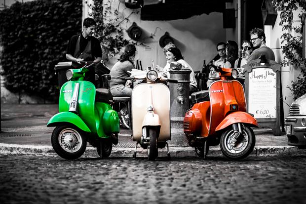 Barisan Vespa Legendaris di Dunia dan Sejarahnya