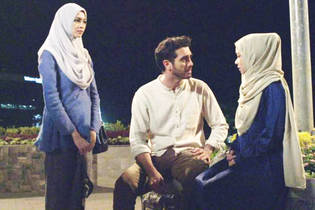 'Bukan Cinta Malaikat': Another Triangle Love Story