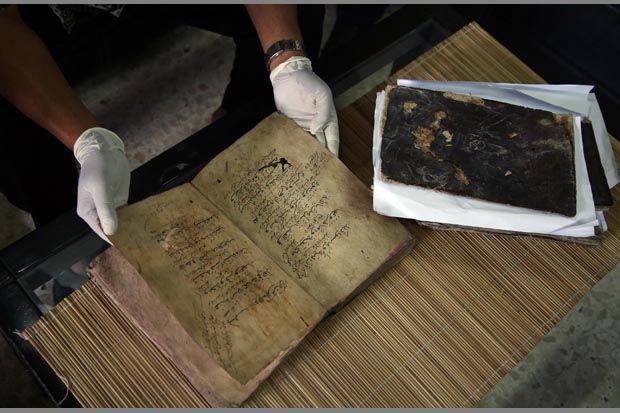 Naskah kuno di Museum Sri Baduga Bandung. Foto/KORAN SINDO/Dede Arip Rachman