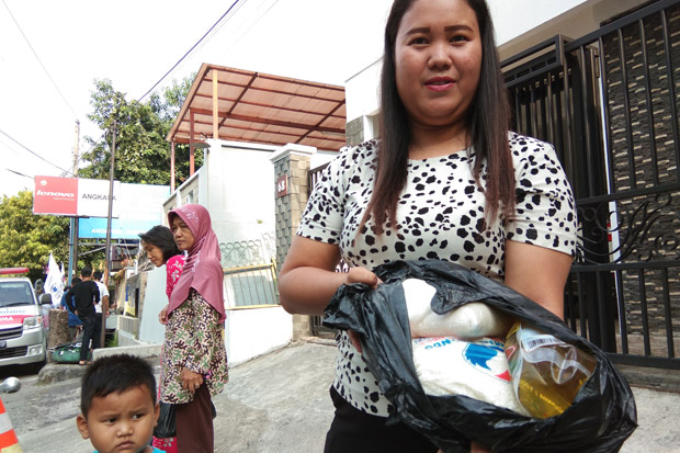 Warga Semarang Antusias Belanja di Bazar Murah Perindo