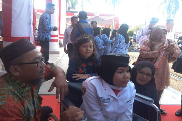 Luar Biasa, Pengibaran Bendera Dilakukan Penyandang Disabilitas