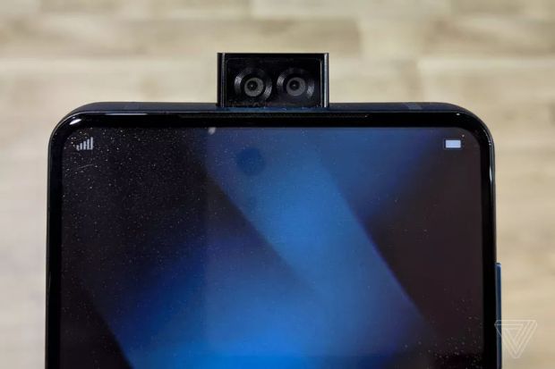 Punya Baterai 18.000 mAh, Ponsel Ini Harus Diisi Ulang Daya Selama 9 Jam