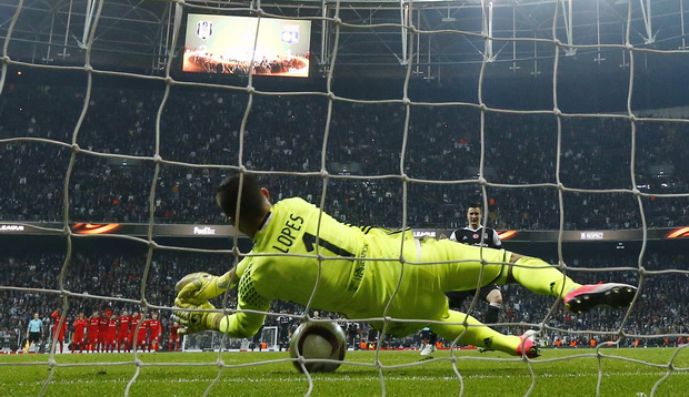 Besiktas vs Olympique Lyon