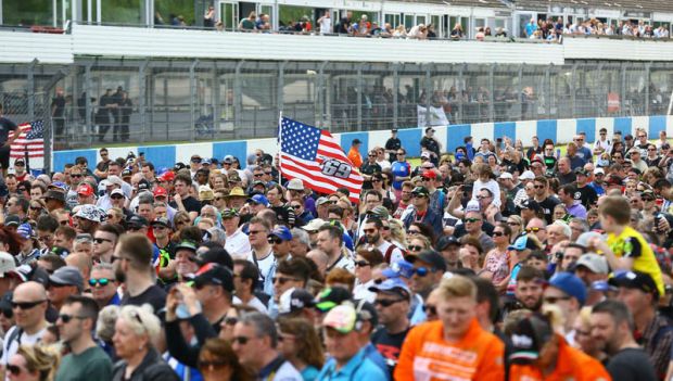 Mengheningkan Cipta untuk Nicky Hayden