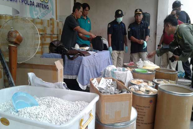 Parah! Pabrik Pil PCC di Semarang Produksi 1 Juta Butir Per Hari