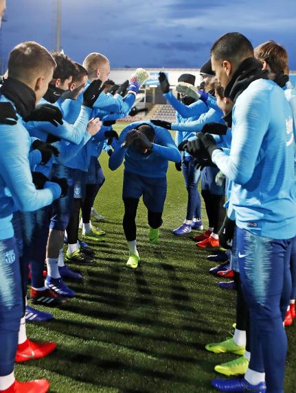 Barca Tinggalkan Messi, Boateng Berpeluang Debut Lawan Sevilla