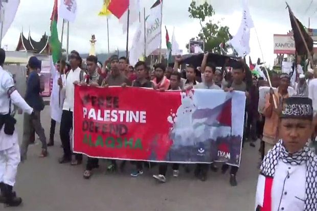 Bela Palestina, Ribuan Warga Bukit Tinggi Turun ke Jalan