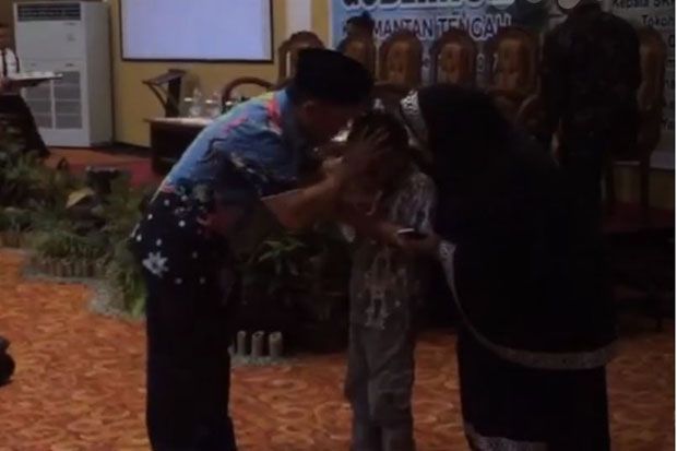 Viral di Medsos, Audi Dihadiahi Uang Segepok oleh Gubernur Kalteng