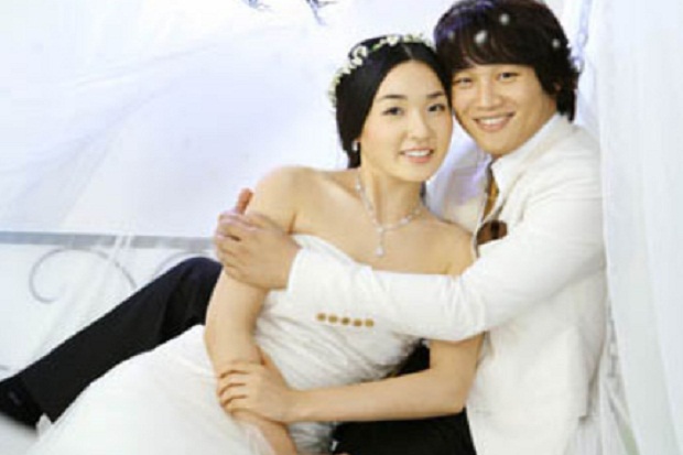 10 Pasangan Artis Ini Menikah Setelah Main Drama Romantis