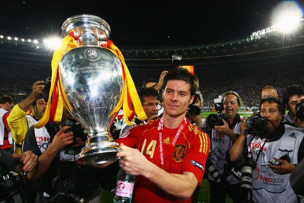 Xabi Alonso Akan Gantung Sepatu di Akhir Musim 2016/2017