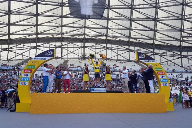 Chris Froome (Team Sky) saat finis Etape 20 Tour de France 2017 nomor Individual Time Trial Etape di Marseille. (Foto-LeTour)