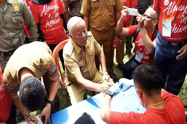 See International Condom Day 2017 at Pangandaran