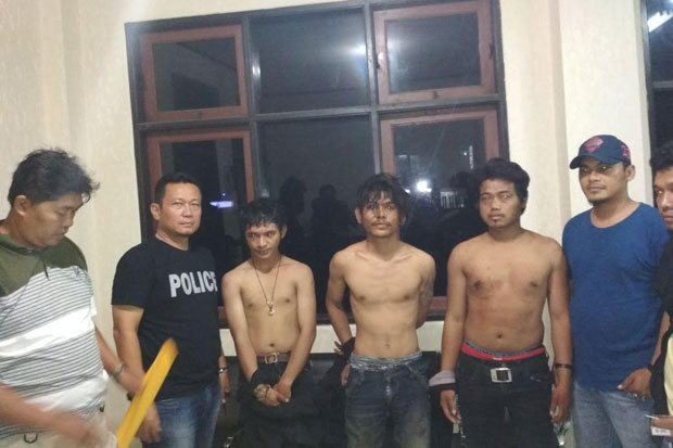 Jual Motor Curian lewat Facebook, Trio Pria Berandalan Dibekuk