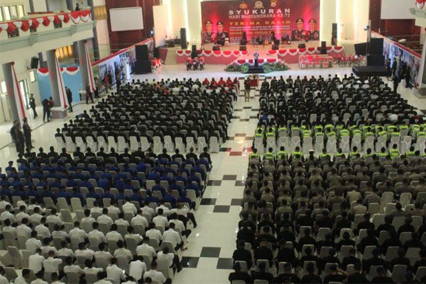 12 Personel Polda Maluku Terbaik Raih Penghargaan dari Kapolda