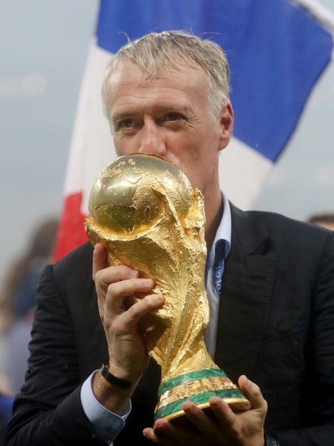 Didier Deschamps Samai Pencapaian Beckenbauer