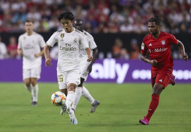 Debut Mengecewakan Bintang Sepak Bola