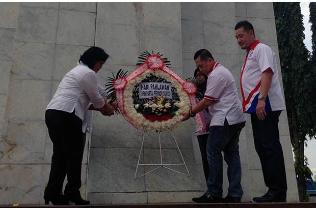 Jajaran Partai Perindo Sumut Ziarah ke Makam Pahlawan