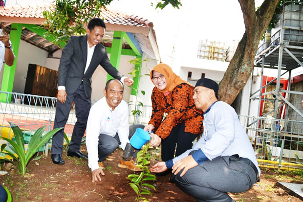 Still Major Problem, Indonesia Needs Many Private Electronic Waste Management
