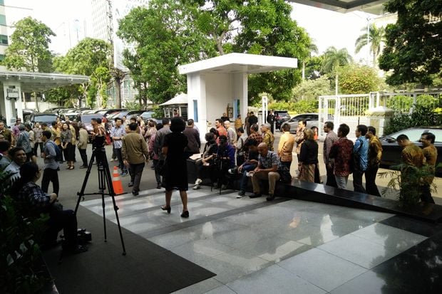Petinggi Perusahaan Energi Antre Panjang Salami Jonan-Arcandra