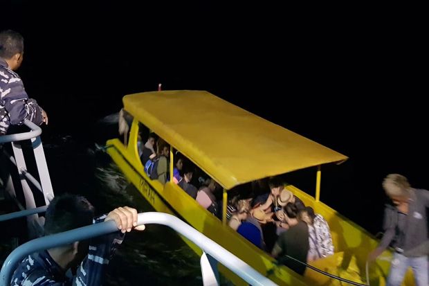 Begini Proses Evakuasi Wisatawan Asing dari Gili Trawangan Lombok