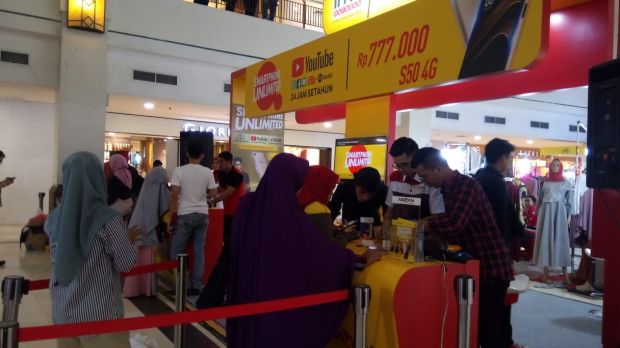 Advan-Indosat Ooredoo Road Show Bareng Jualan Ponsel 4G Murah