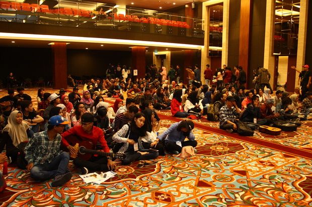 Ratusan Peserta Gruduk Audisi Rising Star 2018 di Jakarta
