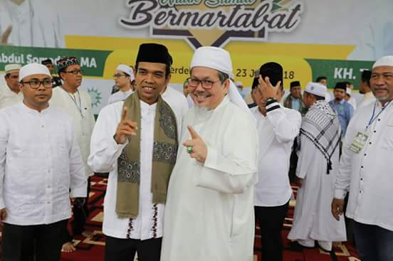 Ustaz Abdul Somad dan Tengku Zulkarnain Doakan Eramas saat Kampanye Akbar